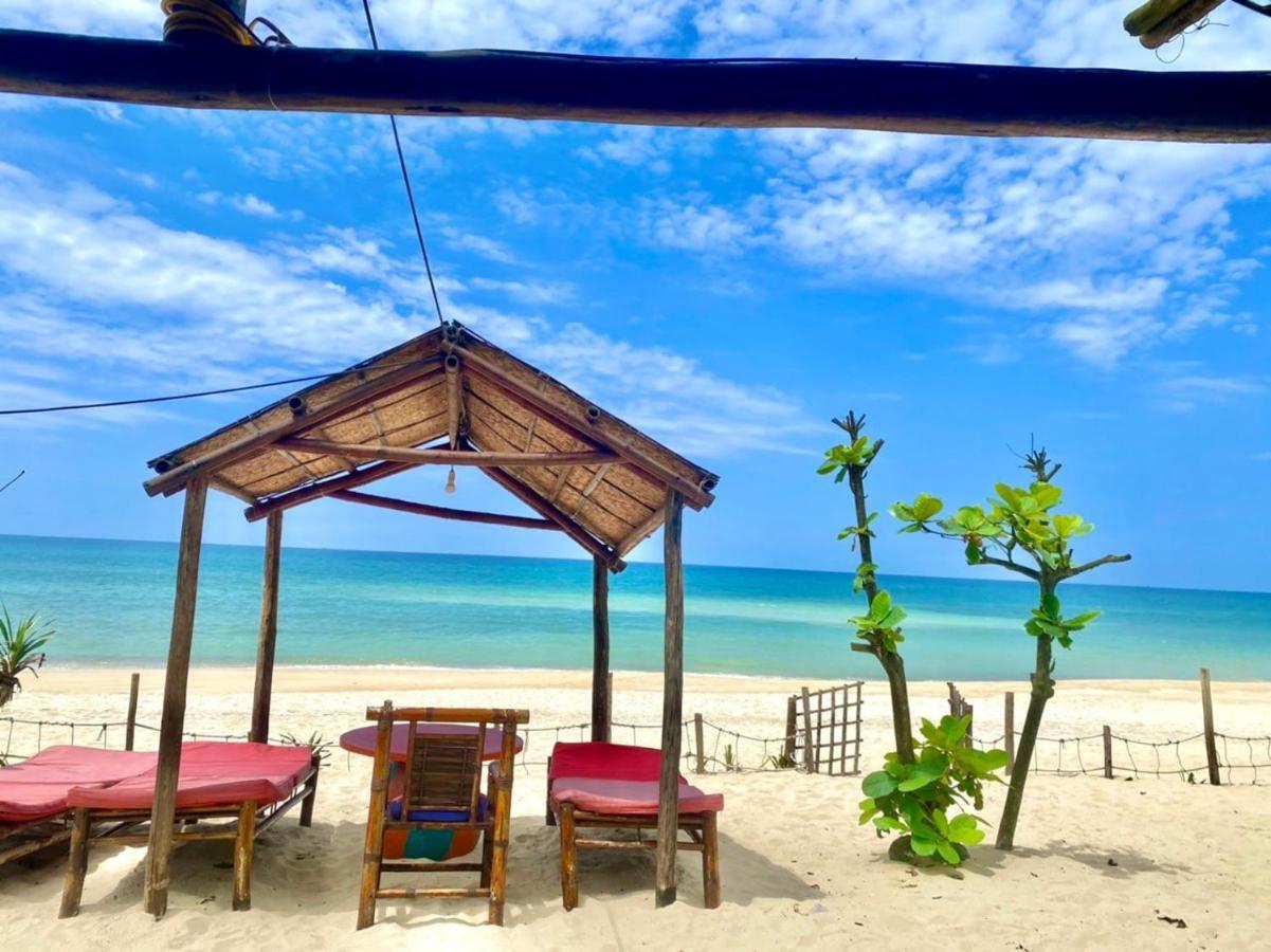 Beach Bar Hue Hostel Екстер'єр фото