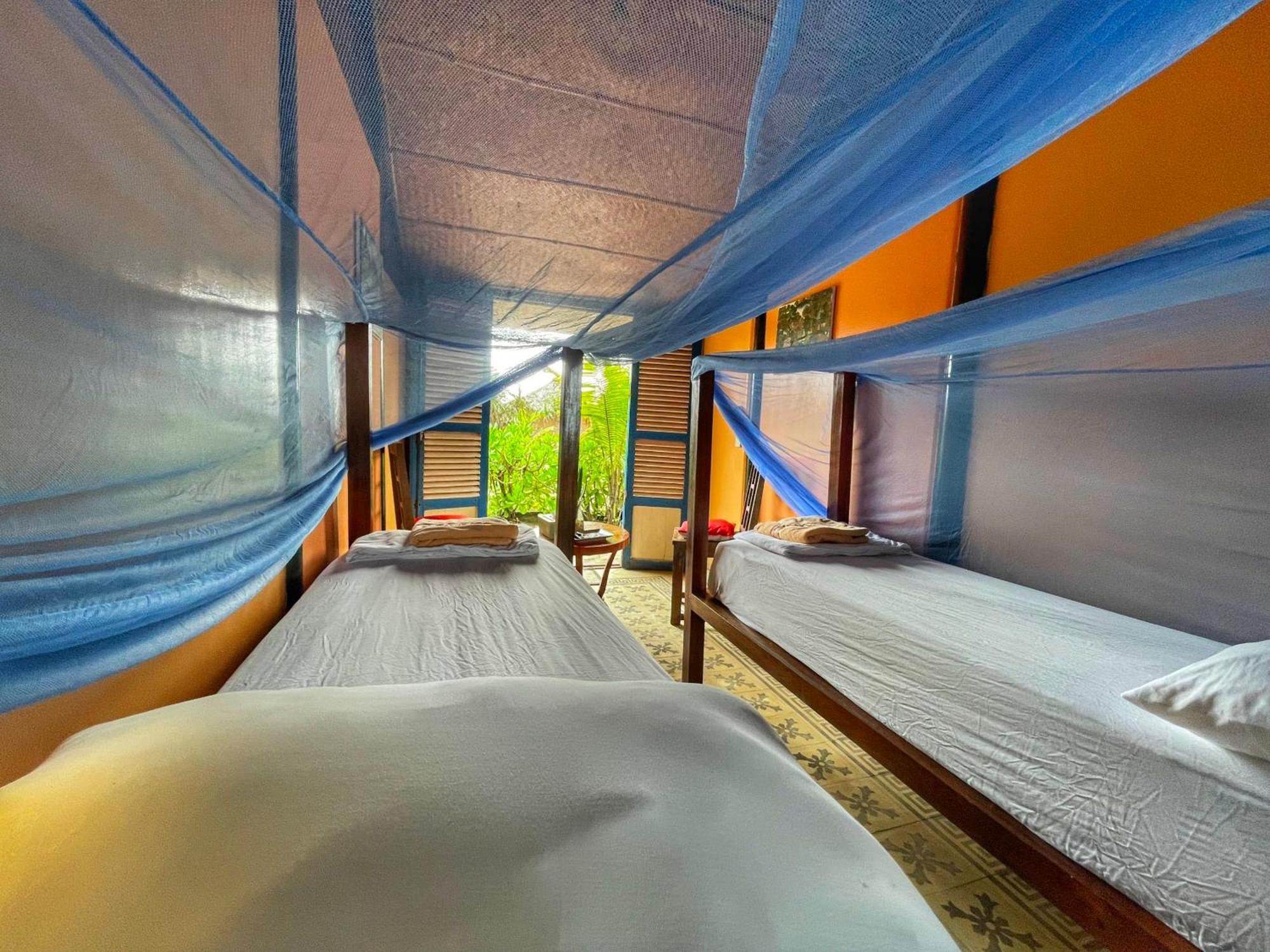 Beach Bar Hue Hostel Номер фото