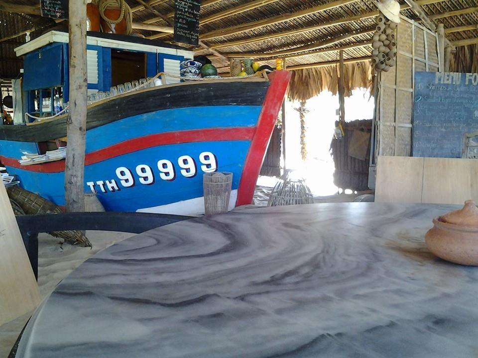 Beach Bar Hue Hostel Екстер'єр фото